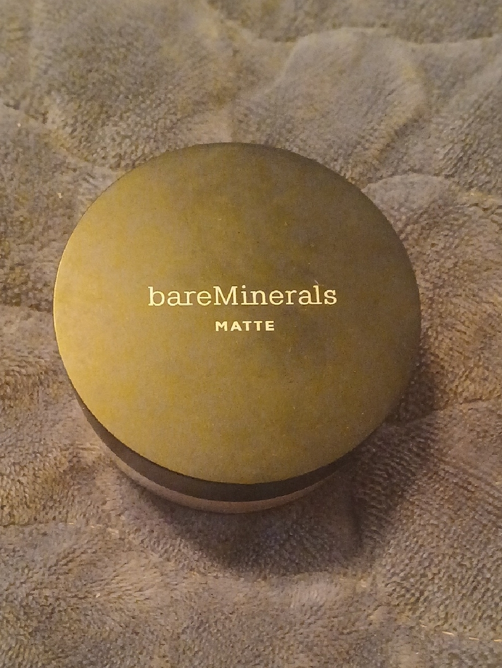 bareMinerals Matte Loose Powder - Gold Logo on Black Lid